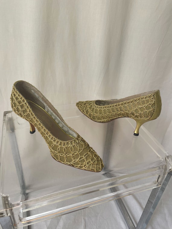 1980's golden heels covered in swirls. Size IT38,5 - image 5