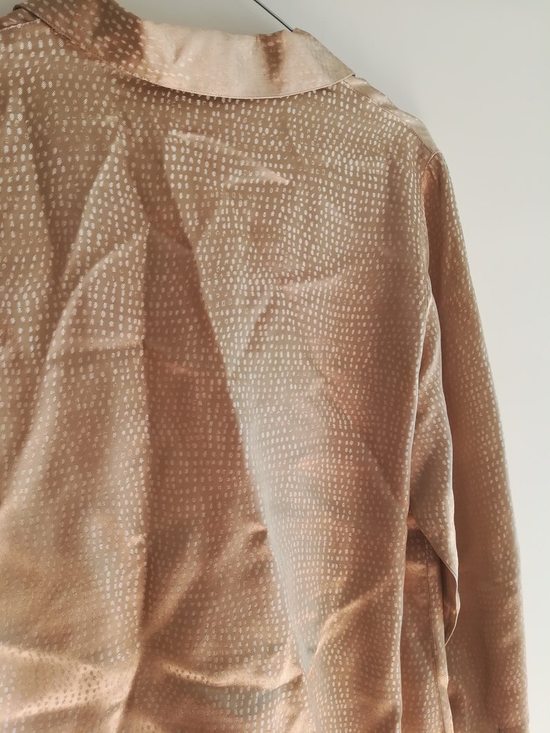 Vintage Champagne coloured Shirt with soft white spots all over Size 42 IT