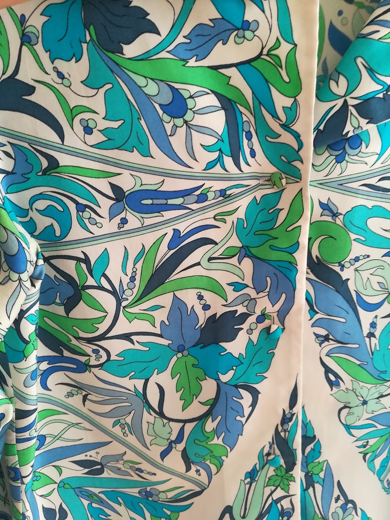 size 10 60/'s Emilio Pucci printed shirt