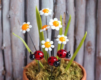 Blumenstecker Gänseblümchen und Junikäfer aus Muranoglas, Marienkäfer, Glas, Lampwork, Glasfigur auf Metallstab, handgefertigt von PERSICO