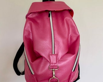 Rucksack aus Kunstleder