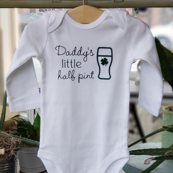 Daddy's Half Pint, Irish Baby, St. Patrick's Day, Baby Outfit, Baby Girl, Baby Boy, Birth Announcement, Family Portrait, Farmhouse Baby