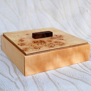 Schmuckkästchen, Schmuckschatulle aus Holz, Birke