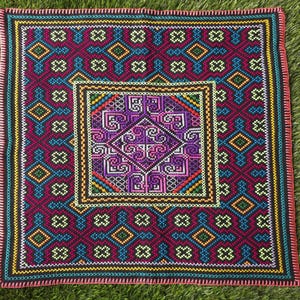 48x45cm Shipibo Tapestry