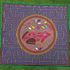 Gobelin Shipibo KAMBO 70 x 66 cm