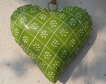 Deko-Herz Metall, Herz, grün-weiß, Valentinstag, Dekoration Frühling, Geschenk, Freundschaft