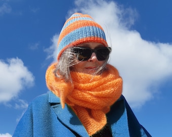 Unikat, orange, XL-Weiches Mohairtuch-Seide, Dreieckstuch, Schultertuch, scarf, Mütze hellblau-neonorange gestreift