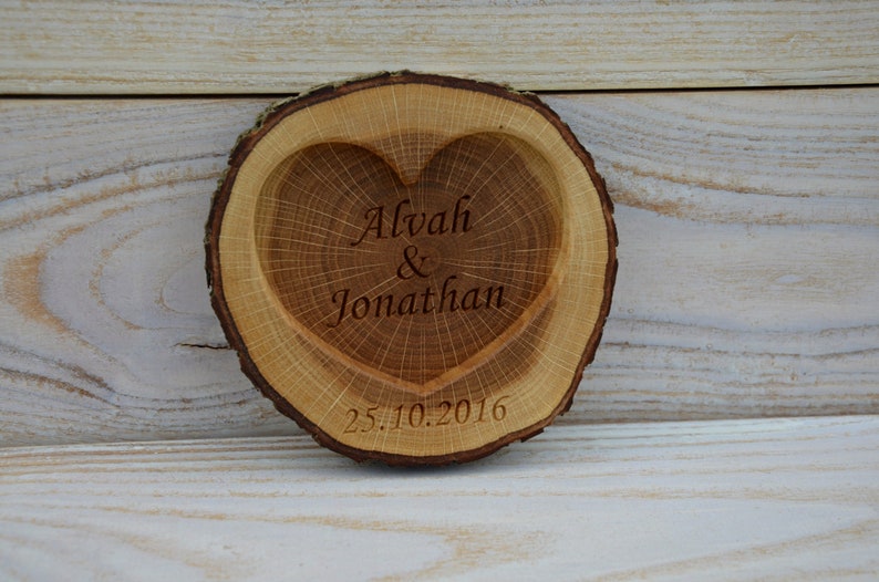 Personalized Rustic Wood Ring Holder Rustic Wedding Ring Bearer Pillow Oak Tree Ring Box Personalized Oak Slice Engraved Ring Box Cushion