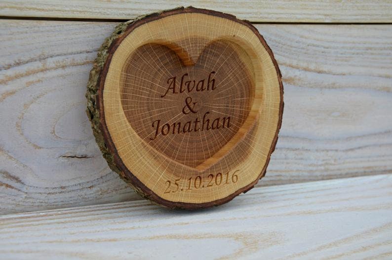Personalized Rustic Wood Ring Holder Rustic Wedding Ring Bearer Pillow Oak Tree Ring Box Personalized Oak Slice Engraved Ring Box Cushion