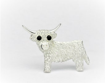 Sterling Silver 925  Scottish Highland Cow Brooch, with Onyx Eyes.