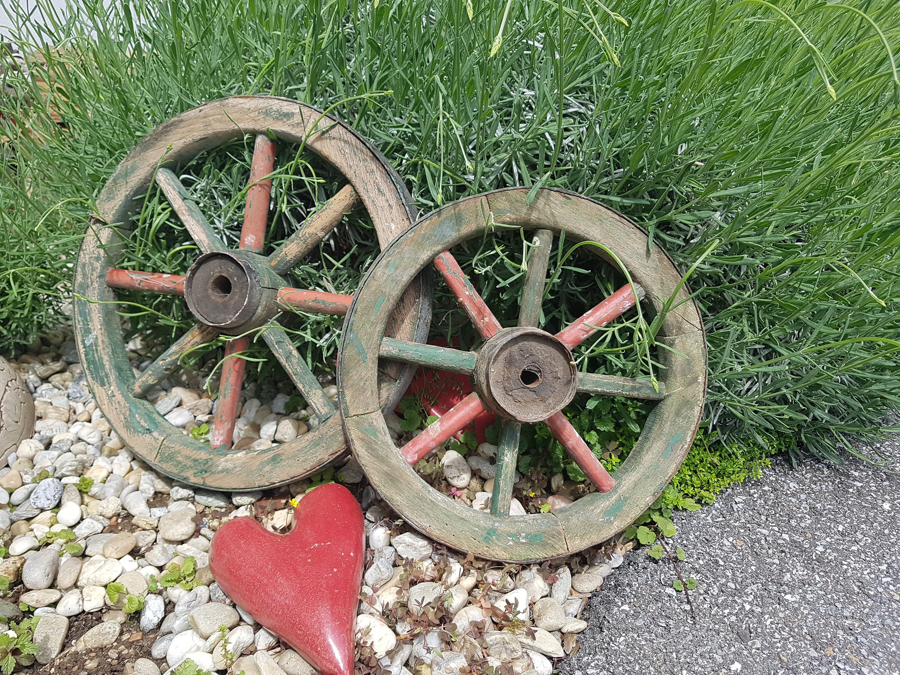 Old Wagon Wheels Country House Decoration Shabby Decoration