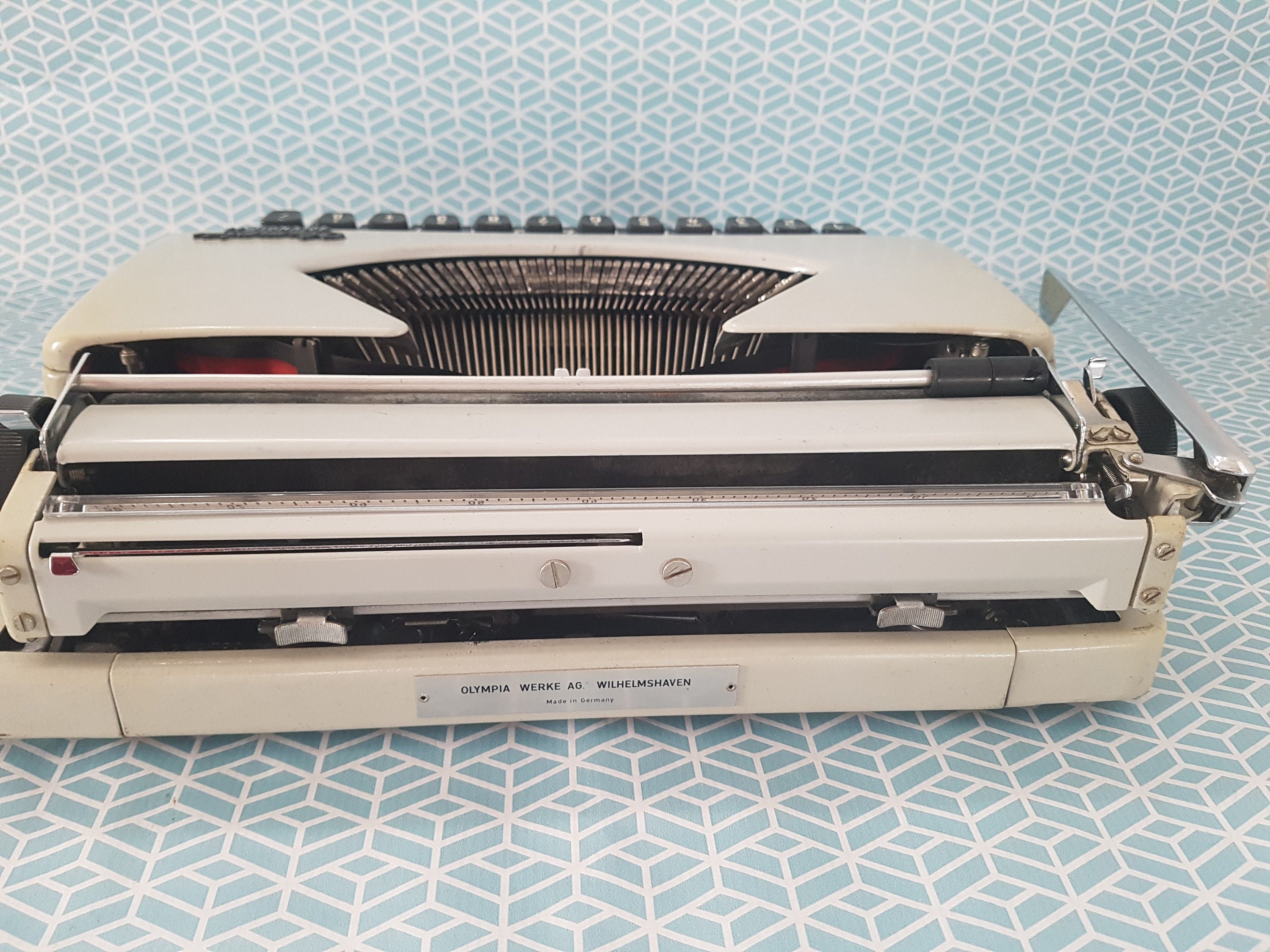 Typewriter Olympia Splendid 33 vintage decoration gift friends typewriter cream typewriter made in Germany Kramurilove