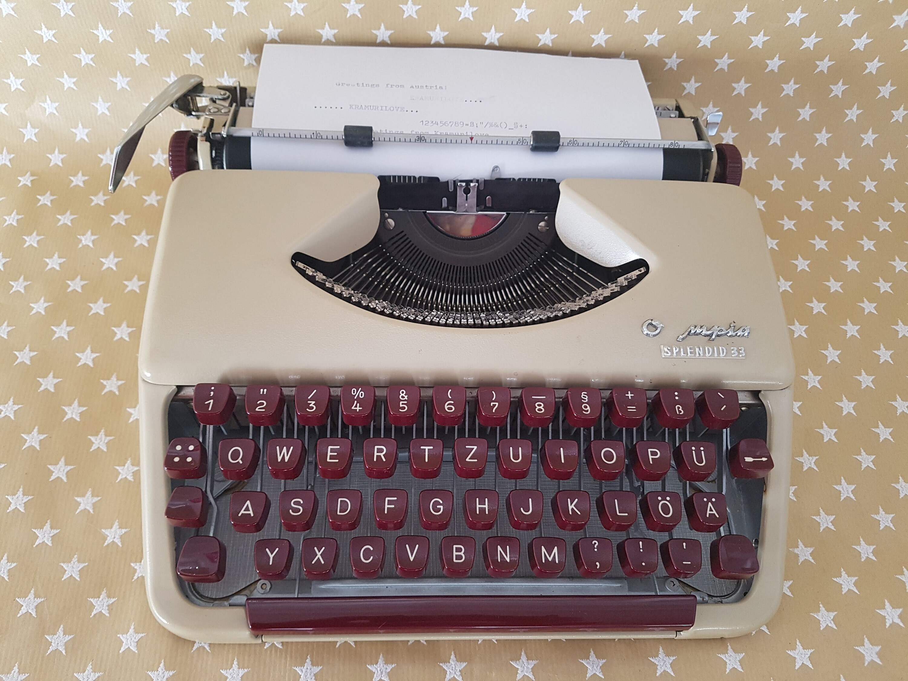 Typewriter Olympia Splendid 33 vintage decoration gift friends typewriter cream typewriter made in Germany Kramurilove