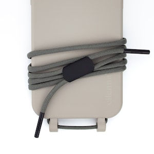 Handykette crossbody und Handyhülle für iPhone Samsung in CLAY Grau mit Kordel MUD, handmade von eilenna