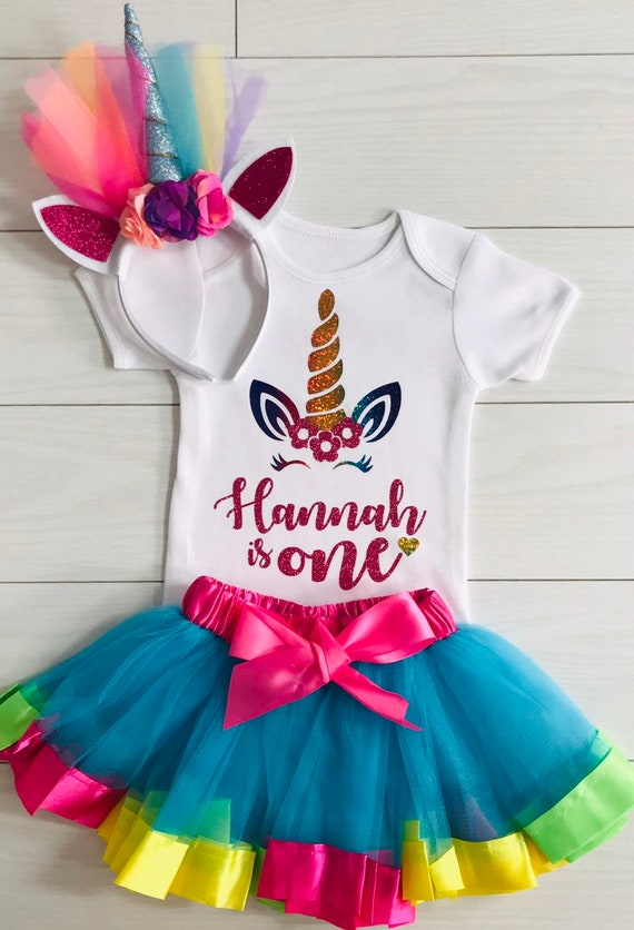 unicorn themed party outfit