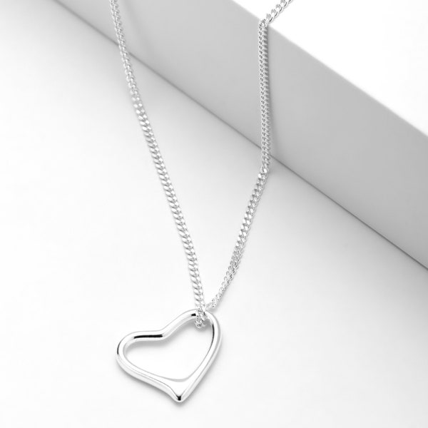 Sterling Silver Floating Heart Necklace, Minimalist Heart Pendant on 1.2mm Curb Necklace Chain in Various lenghts, Gift box FREE UK SHIPPING