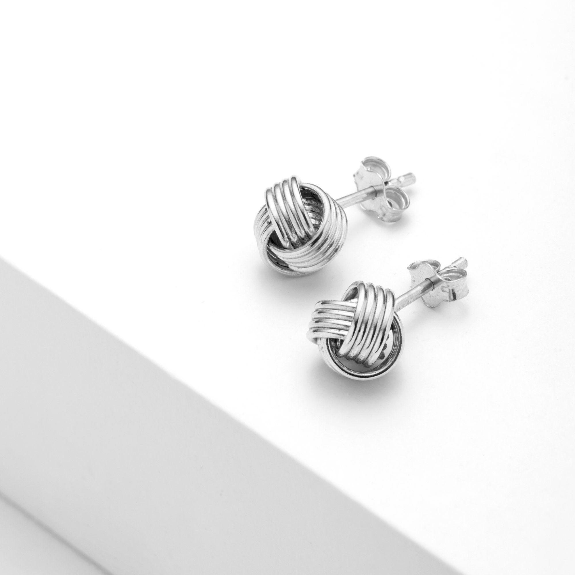 Links of london hotsell essential knot earrings