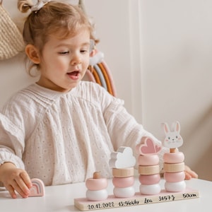 Regalo nacimiento bebé, juego de apilar conejito rosa, personalizable