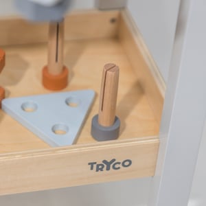 Établi avec outils en bois, personnalisable, cadeaux de Pâques pour enfants image 9