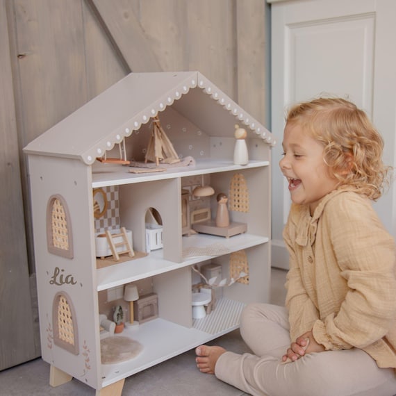 Puppenhaus Holz, Puppenhaus Zubehör, Puppenhaus mit Namen, Weihnachtsgeschenk Kind, Puppenhaus Innenaustattung