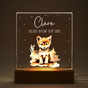 Nachtlicht mit Namen und Wolf-Design – Geschenk zur Geburt personalisiert
