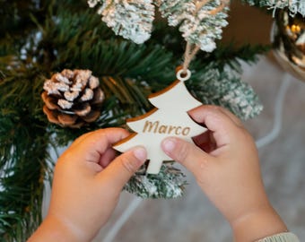 Weihnachtsgeschenke Anhänger mit Namen Holz Geschenkanhänger Weihnachten Tannenbaum Deko Geschenkverpackung Weihnachten Weihnachtskugeln