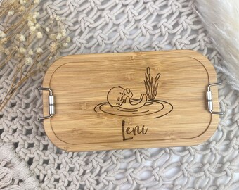 Personalized lunch box, children's lunch box with divider, otter lunch box, lunch box with name, kindergarten lunch box, lunch box