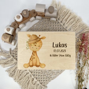 Baby memory box, memory box giraffe with jungle hat, christening gift, baby gift birth, personalized wooden box