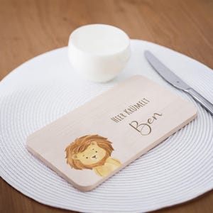 Personalized breakfast board, breakfast board for children, baby gifts, 1st birthday gift, birth, Lino Lion