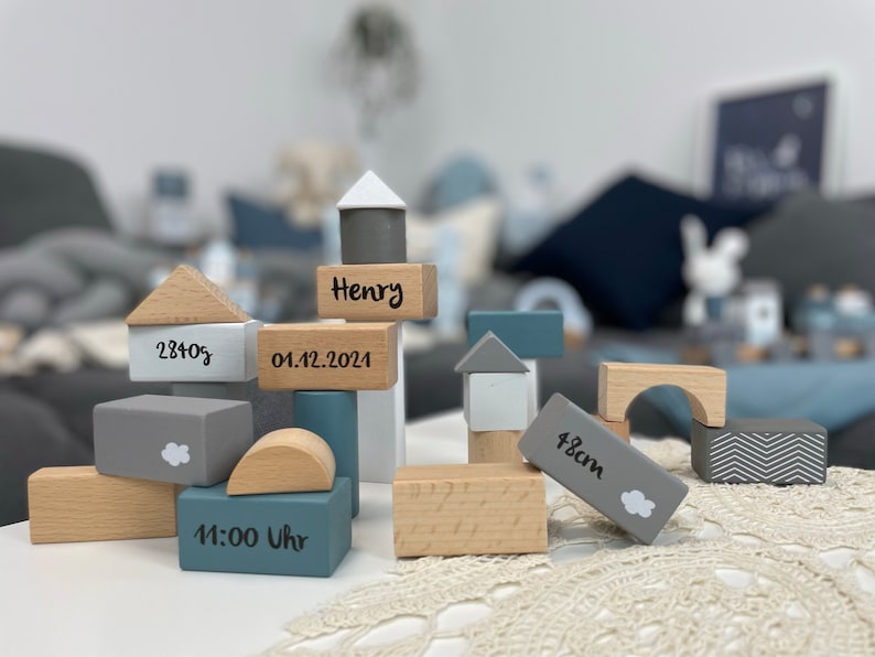 Gift for birth, 50 wooden building blocks blue personalized with storage box image 2