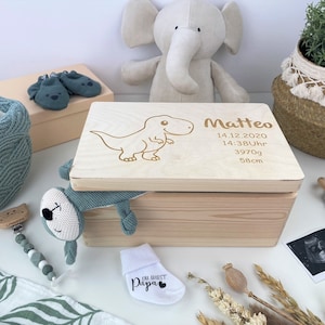 Personalized baby keepsake box, baby gift, dinosaur, customizable