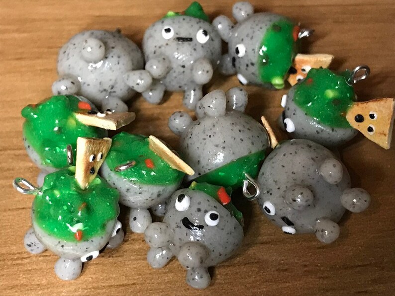 Guacamole and Chip Charm