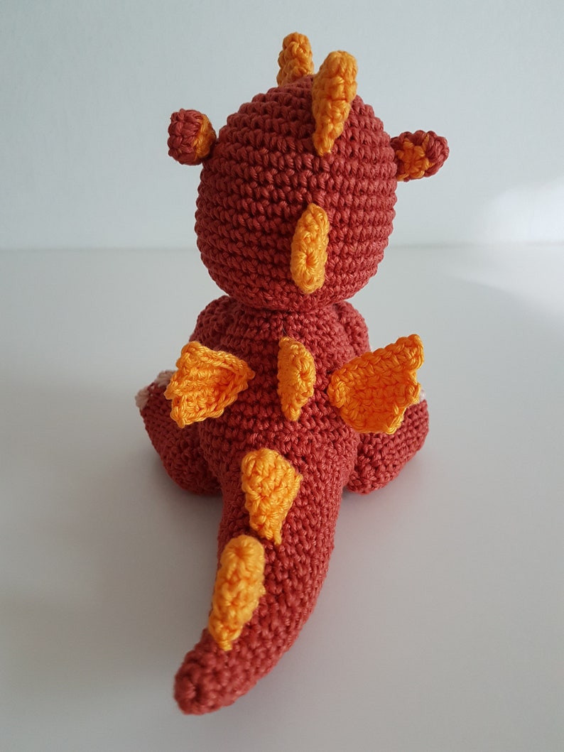 Crochet dragon pattern Lino, the baby dragon English/Portuguese image 6