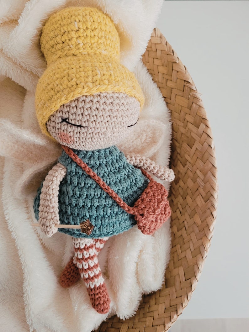 Crochet fairy doll pattern Aurora fairy doll amigurumi in English, Portuguese and Spanish image 6