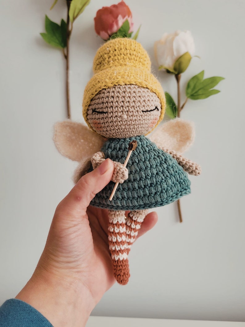 Crochet fairy doll pattern Aurora fairy doll amigurumi in English, Portuguese and Spanish image 2