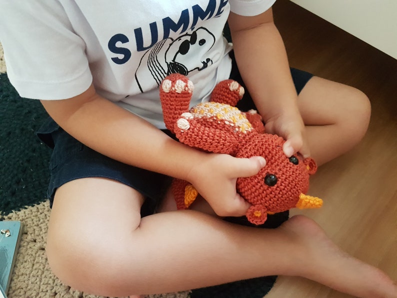 Crochet dragon pattern Lino, the baby dragon English/Portuguese image 4