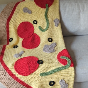 PDF PATTERN Pizza Blanket Crochet with Toppings Olives Pineapple Pepperoni Mushrooms Peppers image 3