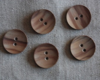 5  Holzknöpfe, 18 mm, 20 mm,  23 mm, 25 mm,  28 mm, 30 mm, 35 mm, 44 mm