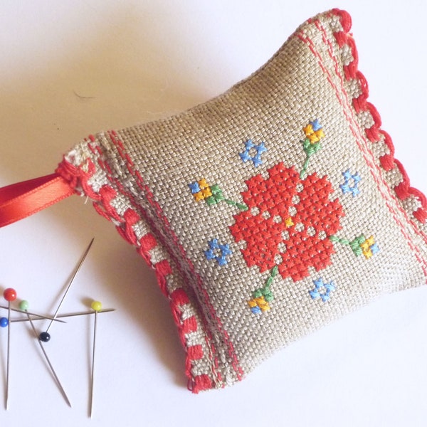 Pincushion with colorful folklore motif, hand-embroidered