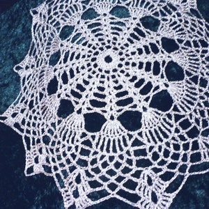 Lace doilies Chester Silver metallic 32 cm