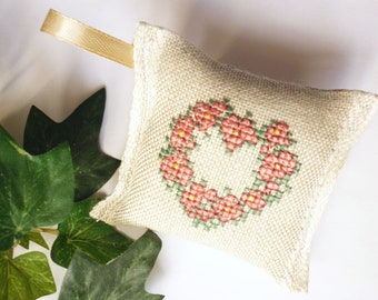 Needle pillow with flower heart, hand embroidered Exclusive!
