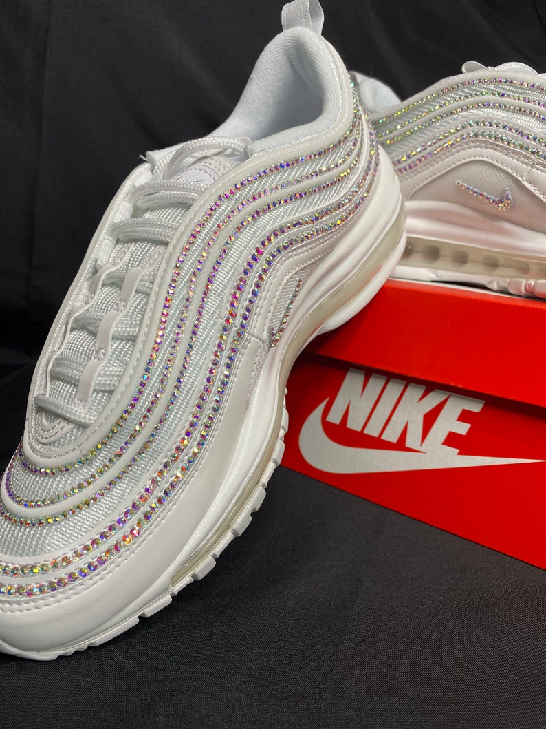 easter air max 2090