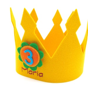 Birthday crown Fleur, yellow , with name and 3 numbers , 100% virgin wool felt , adjustable in size image 4