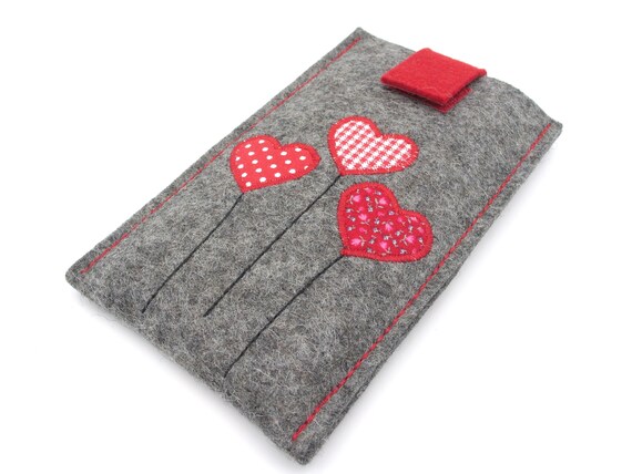 Handytasche,Handyhülle,Wunschmaß,100% Schurwollfilz,Herzen,Handarbeit,Maßanfertigung,von Hand genäht,Größe nach Handymodell,Herzchen,Herz