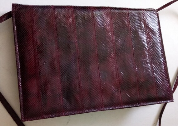 Never Used 70s Bordeaux Python Skin Shoulder Clut… - image 5