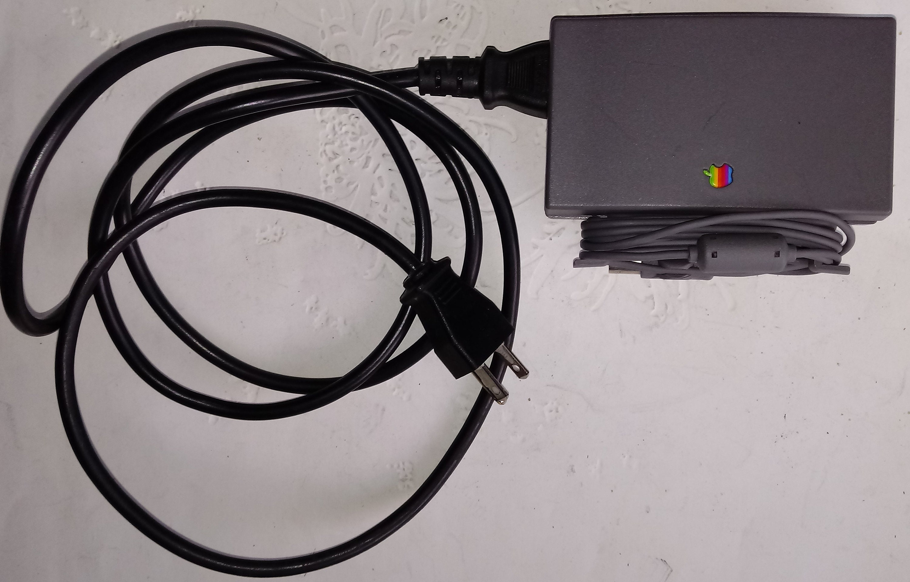 その他ノートPCアクセサリー PowerBook Duo AC Adapter PowerBook Duo AC Adapter