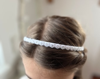 Communion hair accessories, headband in white with flowers and rhinestones