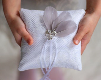 Ring pillow, white, grey, lace, Feathers