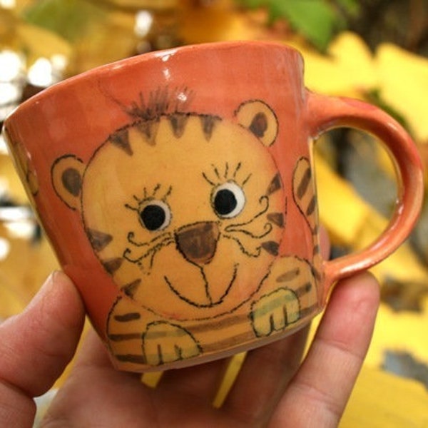 TRAUMKERAMIK: Kindertasse  "Kleiner Tiger"  K 011