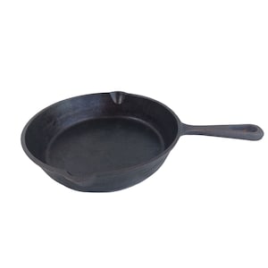 Ozark Trail Cast Iron  Skillet 1.5&quot; T x 7.75&quot; W Cooking Camping Spouts & Hanger